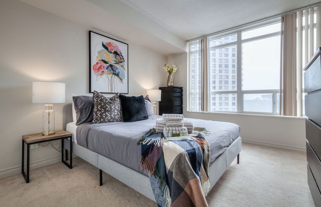 Waterfront York Blvd - Photo 3