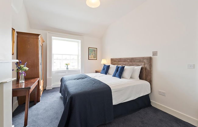 Henrietta Suites City Centre - Photo 8