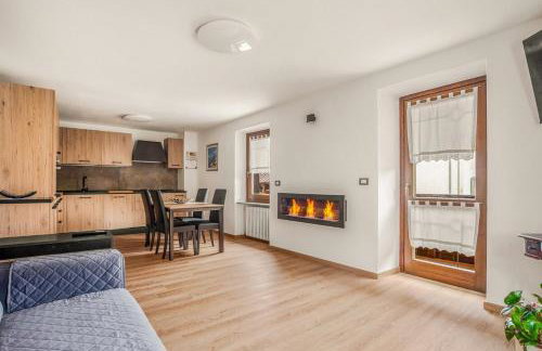 Celentino Apartment - close to the ski slopes PEIO - Foto 9