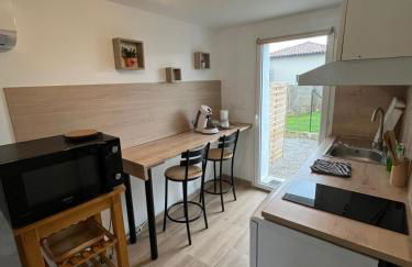 le Cocon des Vignes, cosy, climatisé, wifi, parking privé - Foto 6