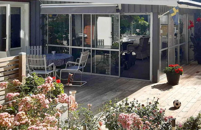 6 Person Holiday Home in Hallekis - Photo 1