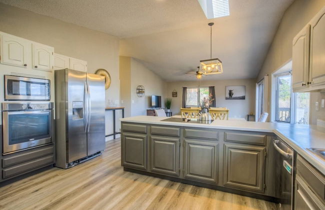 Mountain Viewsclose to Townhot-tubpet-friendly5 BR - Foto 18