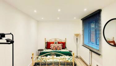 Cozystays Refurbed Modern Apartment Private Garden Free Parking - Foto 2