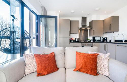 TheCountingSheep - Heathrow in 15 mins - Glass Balcony - Dedicated Workspace - Foto 32