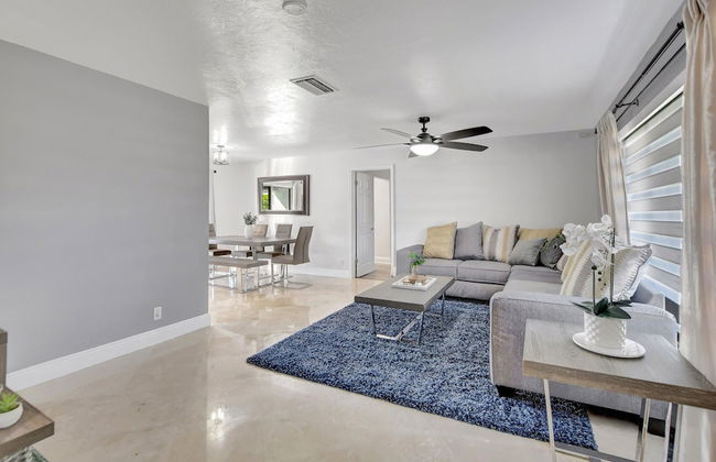 Boca Beauty - Stylish Home With Pool 3 Bedroom Home by RedAwning - Foto 15