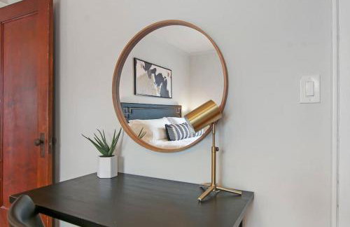 Prime City Stay in a 1BR Apartment - Cullom F2 - Photo 4