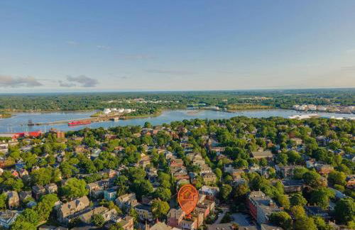 Local Landmark - Gorgeous Historic Home - Foto 2
