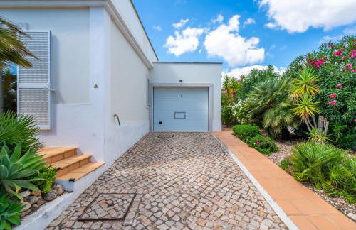 Captivating Villa 600M to Vau Beach - Foto 9