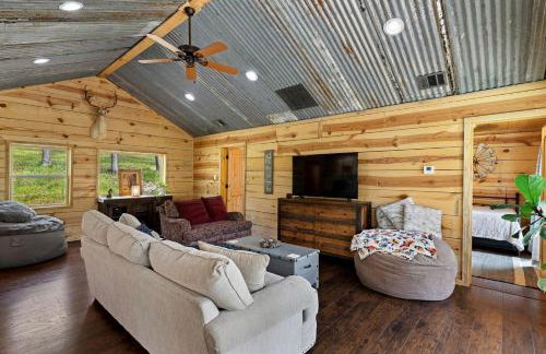 Impressive Cabin Surrounded by Trees in Nashoba, Oklahoma - Foto 41