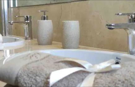 Fabuloso y amplio Duplex en Urb Jardines de Sotogrande - Foto 29