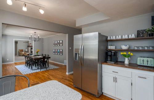 All Decked Out - Secluded getaway near beach access - Foto 36