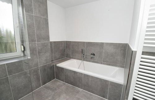 LIGHTPLACE • Große Unterkunft • 3 Schlafzimmer • Boxspring • Smart TV • Biergarten • Restaurant - Foto 46