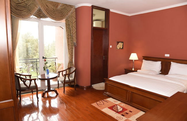 Diplomat Luxury Furnished Apartments - Foto 6