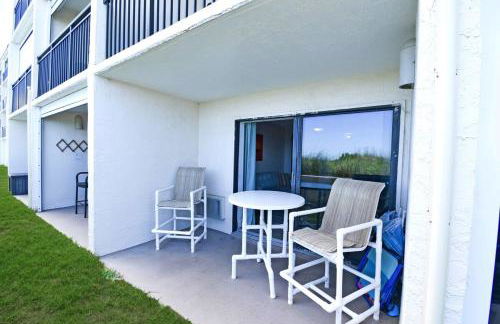 130 Direct Ocean Front 1 bedroom condo with heated pool - Foto 19