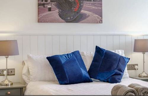 Tenby Heights, 5 en-suites, Parking & Garden - Photo 40