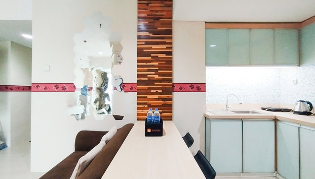 Spacious Combine 2Br At Tamansari La Grande Apartment - Foto 5, Cocina privada