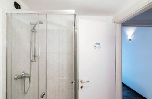 Lake Nest - by MyHomeInComo - Photo 18