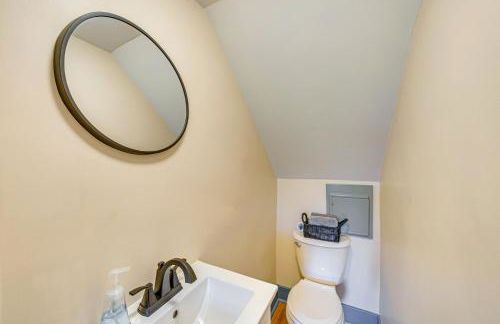 Walk to Creek Mount Joy Home with Peacocks On-Site! - Foto 9