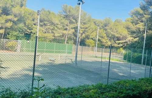 Domaine de La Coudouliere, Vue Mer, Plage, Piscine et Parc - Foto 56