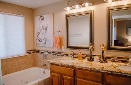 Steps to the Beach! Rooftop Deck! Firepit & BBQ! - Photo 10