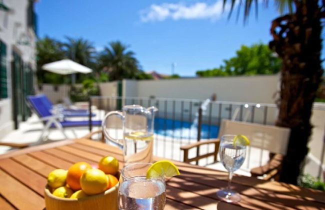 Adorable Villa With Swimming Pool and sea View - Foto 20