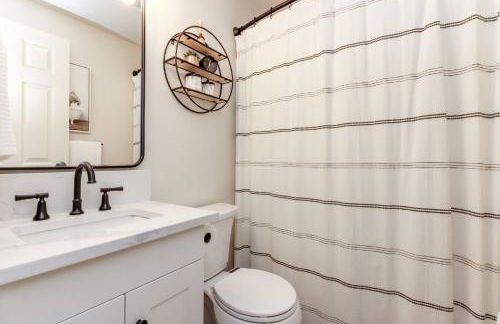 Short Walk to DT/ AC/Gas Fire Pit/BBQ/Coffee Bar - Foto 11