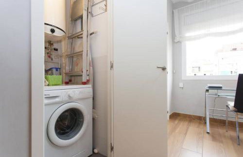 Bright & Spacious Family Flat in Central Barcelona - Foto 18