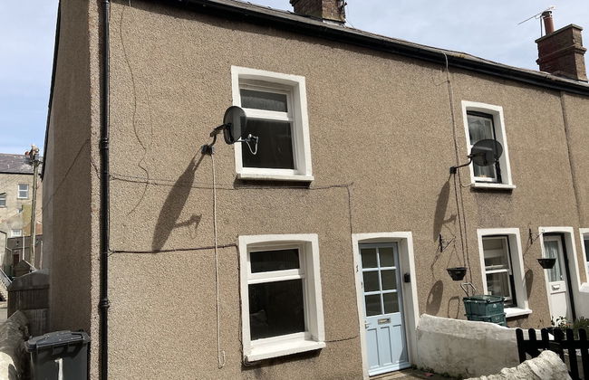 Delightful 3 Bedroomed Cottage in Llandudno - Photo 20