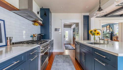 Beautiful North Cap Hill Craftsman with Hot Tub - Foto 2