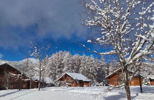 Confort 2 pièces, balcon et casier à skis - FR-1-504-672 - Photo 16