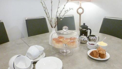 Anneth Lowen - Foto 3