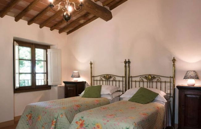 House in Tuscany With Pool & Olive Grove Views - Foto 2