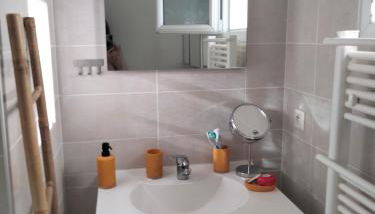 Appartement lumineux Parking privé Terrasse 2 Vélos - Foto 3