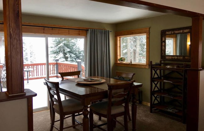Mountain Pine Cabin - Sleeps 6 - Pet Friendly - Foto 6