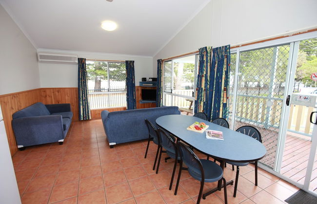 Windang Beach Tourist Park - Photo 28