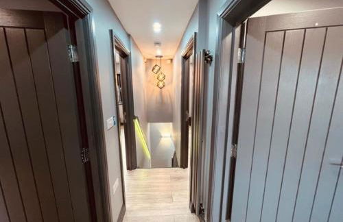 Urban Escape 4BedRoom House- With Free private Parking - Birmingham City - Foto 35