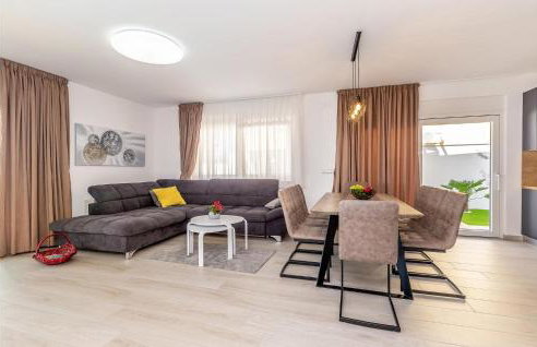 3 Bedroom Gorgeous Home In Linardici - Photo 3