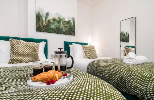 Contractor Friendly - Sleeps 7 - Fast WiFi - Near A50 - Foto 32