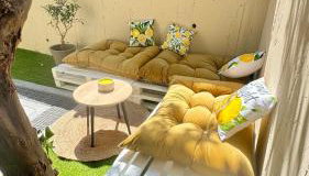 Hidden Lemons - Boho stay in Rhodes - Foto 4, Garden, sunbed, Garden view