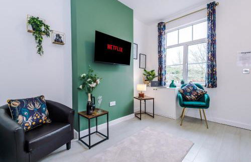 Stunning 3-bed home in Nantwich by 53 Degrees Property - Amazing location, Ideal for Groups - Sleeps 6 - Foto 2