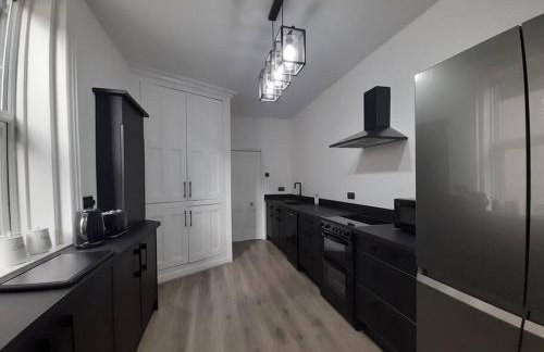 Chic 5 double bedroom house - 15 min to Manchester - Foto 65