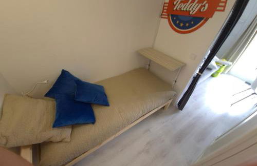 Petite cour privée - à 1minute à pied de la plage - Photo 28