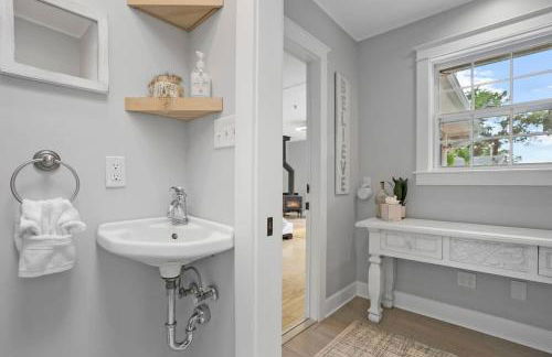 Onyx House King Size Beds Bikes Games Wine - Foto 40