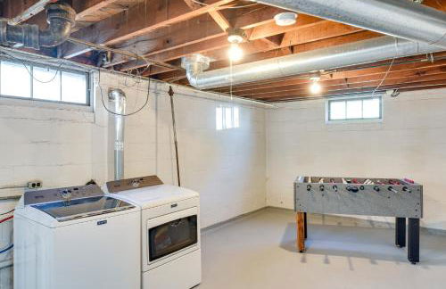 Quaint Cedar Rapids Home, 4 Mi to Downtown! - Photo 18