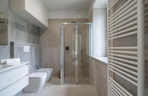 Front Lake Como - 3 Bedrms with AC, Free Parking and Wifi - Foto 33