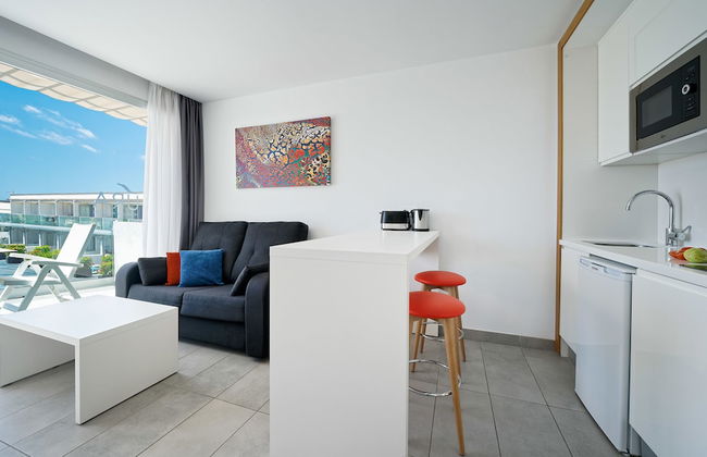 Ura Lara - Adults Only - Photo 10