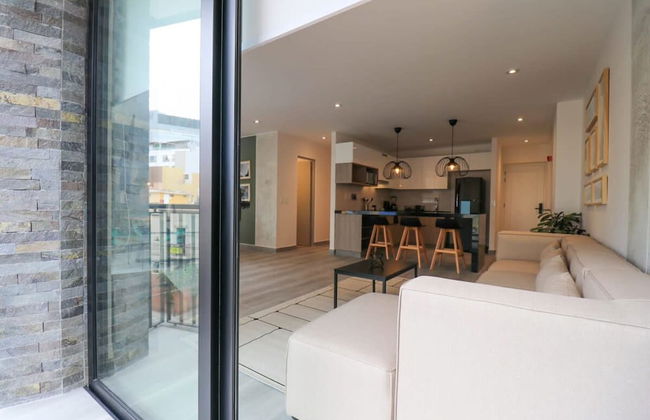 w Unique 2BR With Balcony in Miraflores - Photo 38