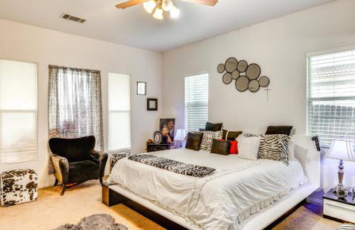 5 Mi to the Marketplace Roomy Bakersfield Retreat - Foto 12