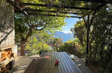 Artsy Italian lake retreat with stunning views! - Foto 18