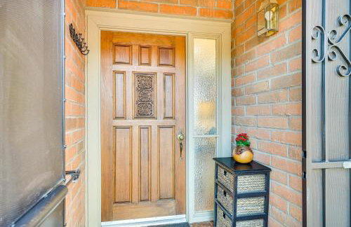 Close to Golf: Mtn-View Townhome in Green Valley - Photo 23